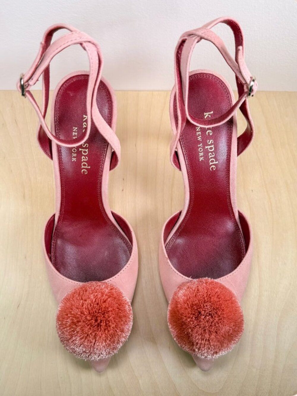 Kate Spade Amour Pom Pumps NWOT - Picture 3 of 5
